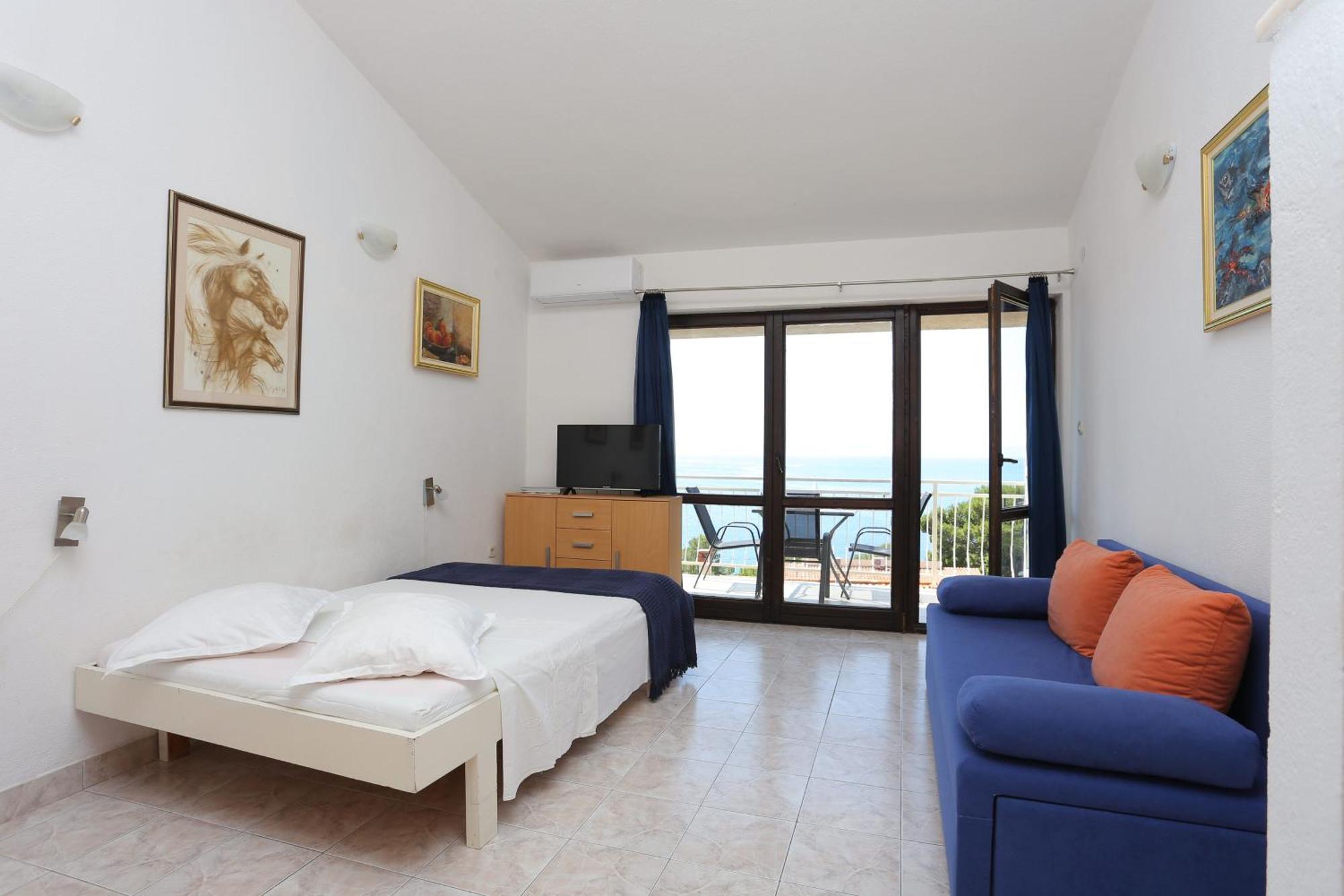 Apartments By The Sea Baska Voda, Makarska - 300 外观 照片