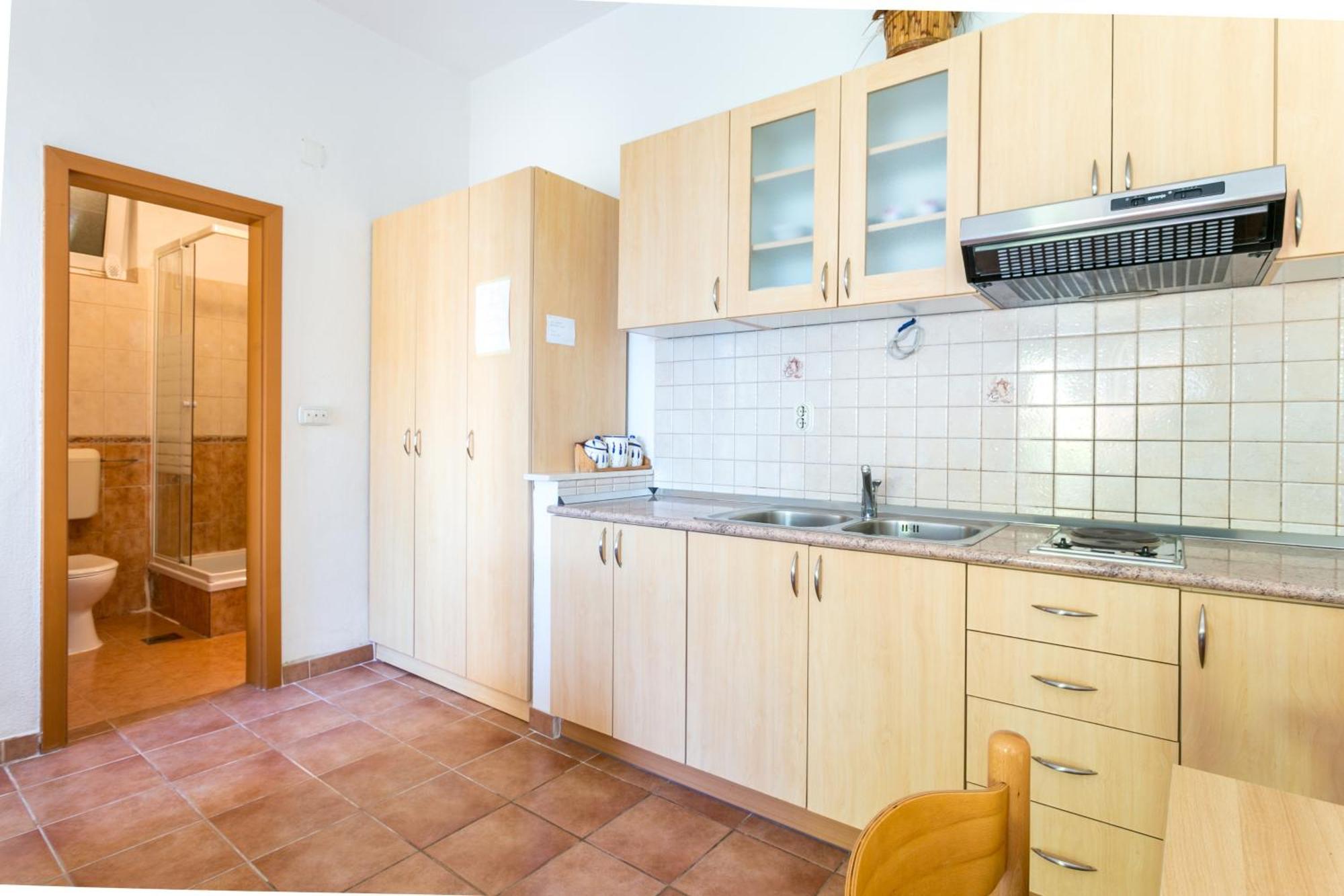 Apartments By The Sea Baska Voda, Makarska - 300 外观 照片