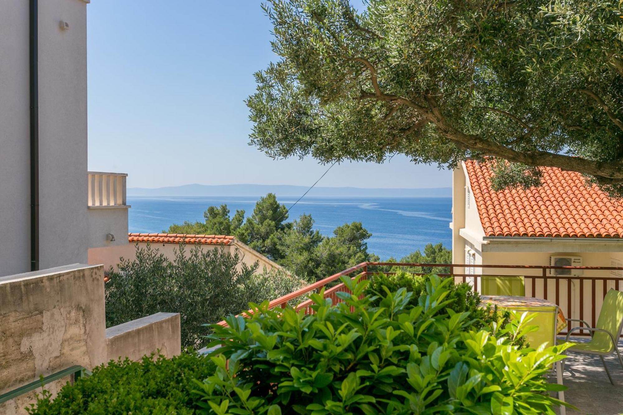 Apartments By The Sea Baska Voda, Makarska - 300 外观 照片